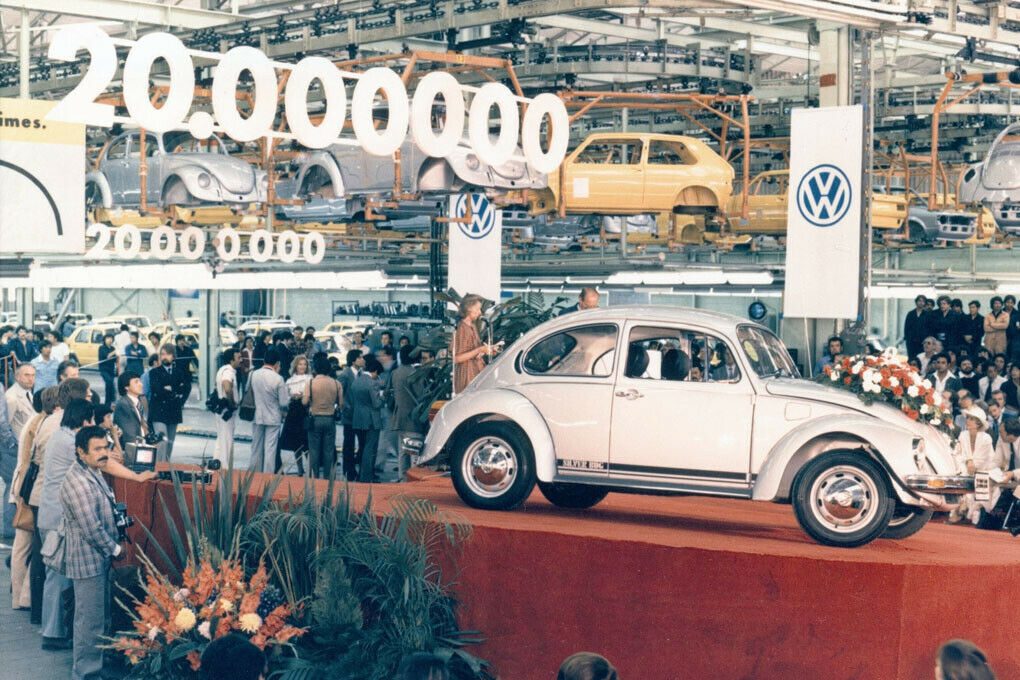 Wachablösung bei VW: Dem Käfer folgt der Golf.