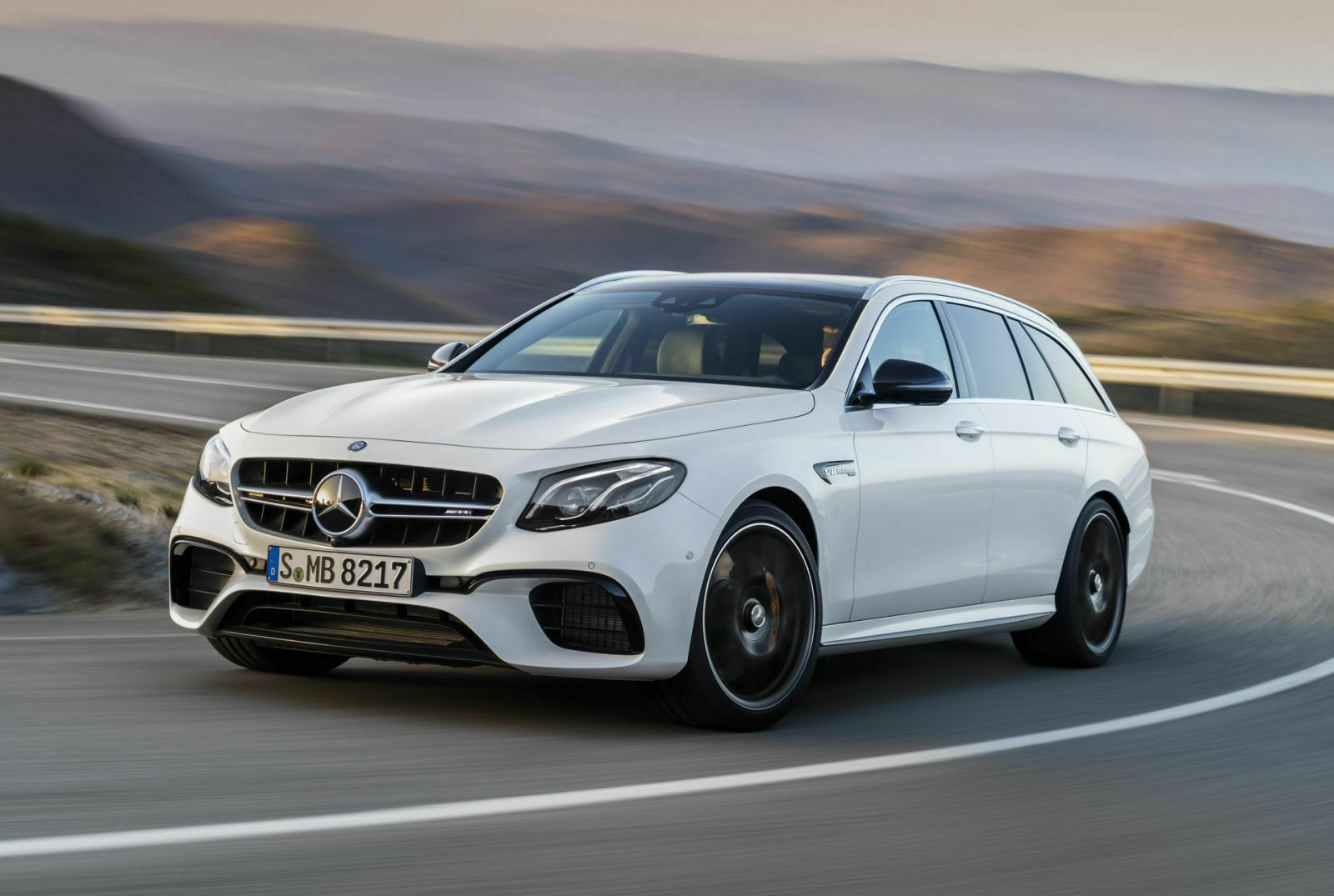 Mercedes-AMG E 63 4Matic+: Das T-Modell der E-Klasse bekommt 571 oder 612 PS aus Affalterbach spendiert