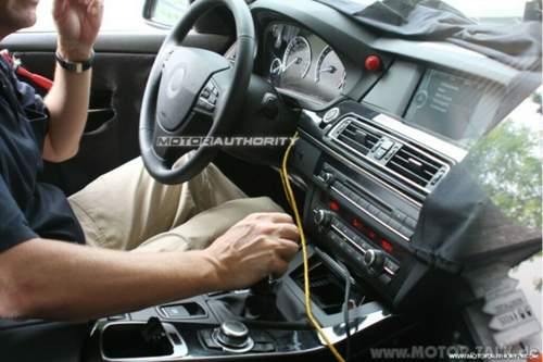 2010-bmw-5-series-spy-shots-july-008-0710-950x650
