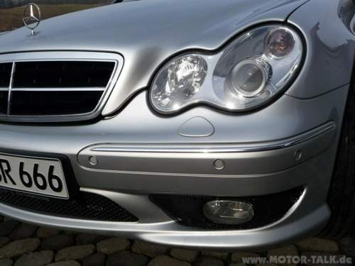 C30-front3-sw