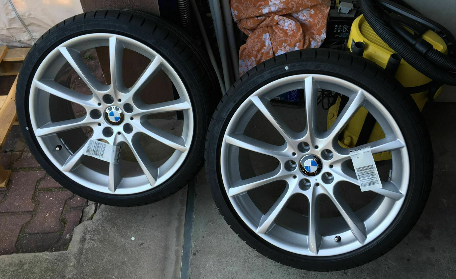 F11 mit Felgen v281 in 19zoll Fotos und Preis?