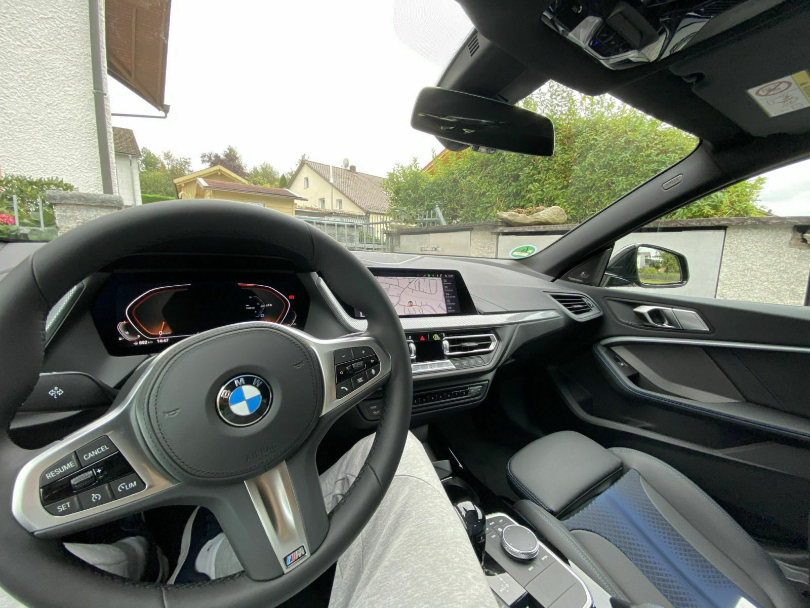 F44(2er Gran Coupé)-Wartezimmer
