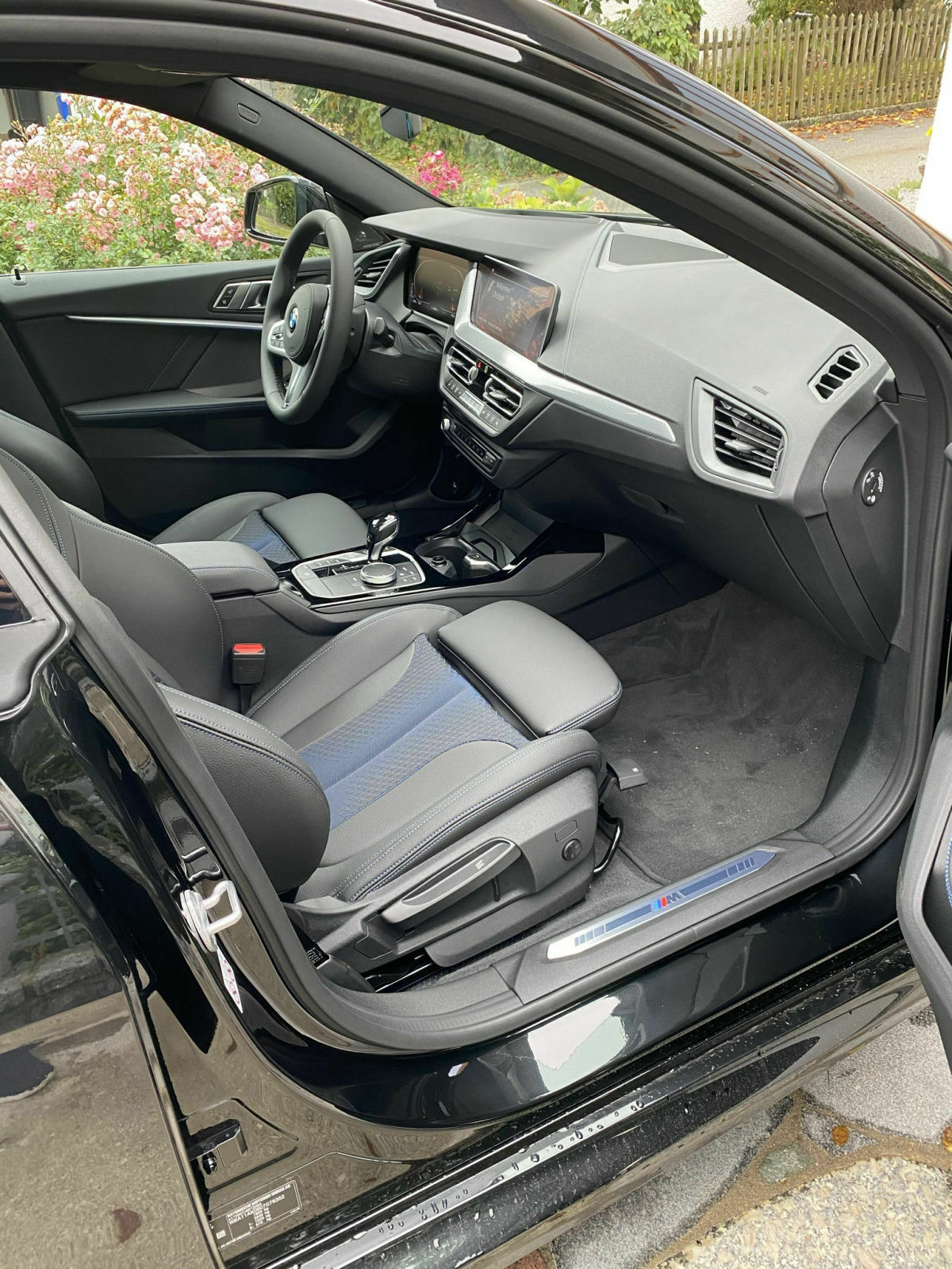 F44(2er Gran Coupé)-Wartezimmer