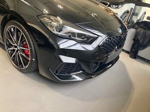 M235xi