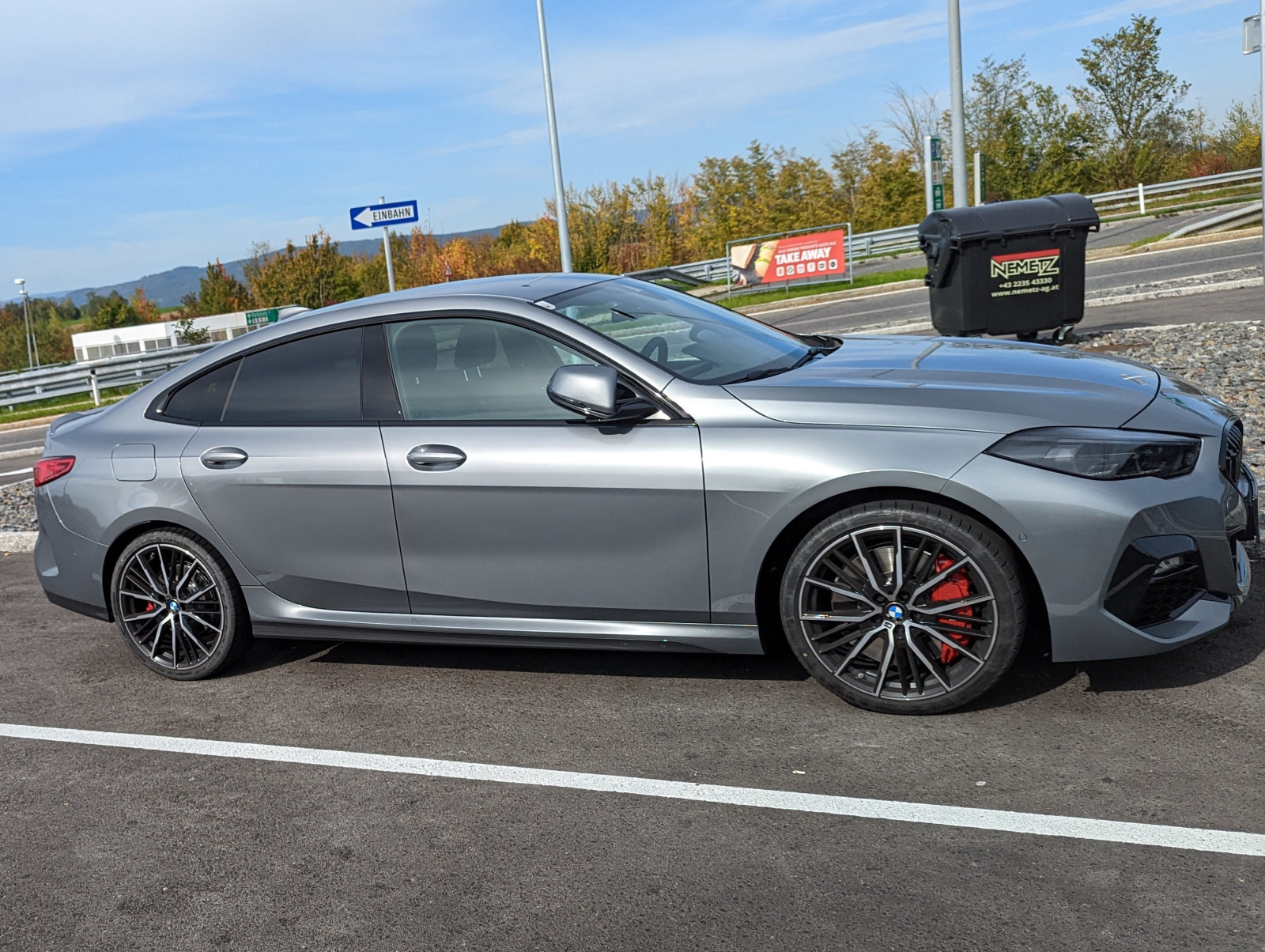 F44(2er Gran Coupé)-Wartezimmer