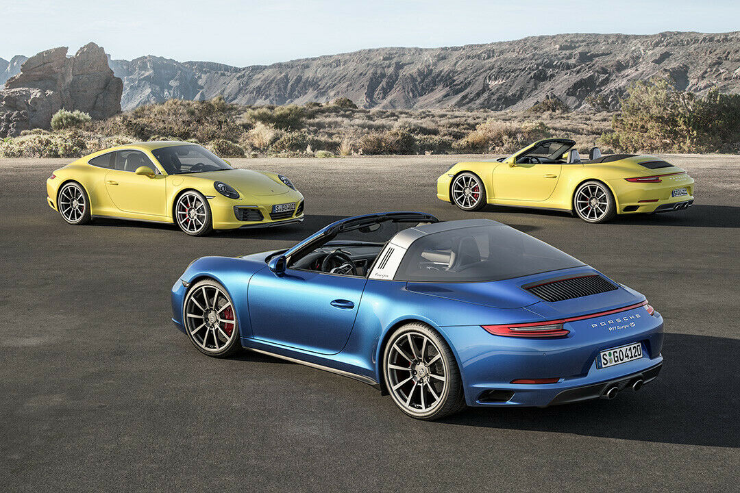 Ein Monat nach der Premiere: Sechs neue 911-Modelle (Coupé, Cabriolet und Targa als Carrera 4 und Carrera 4S)