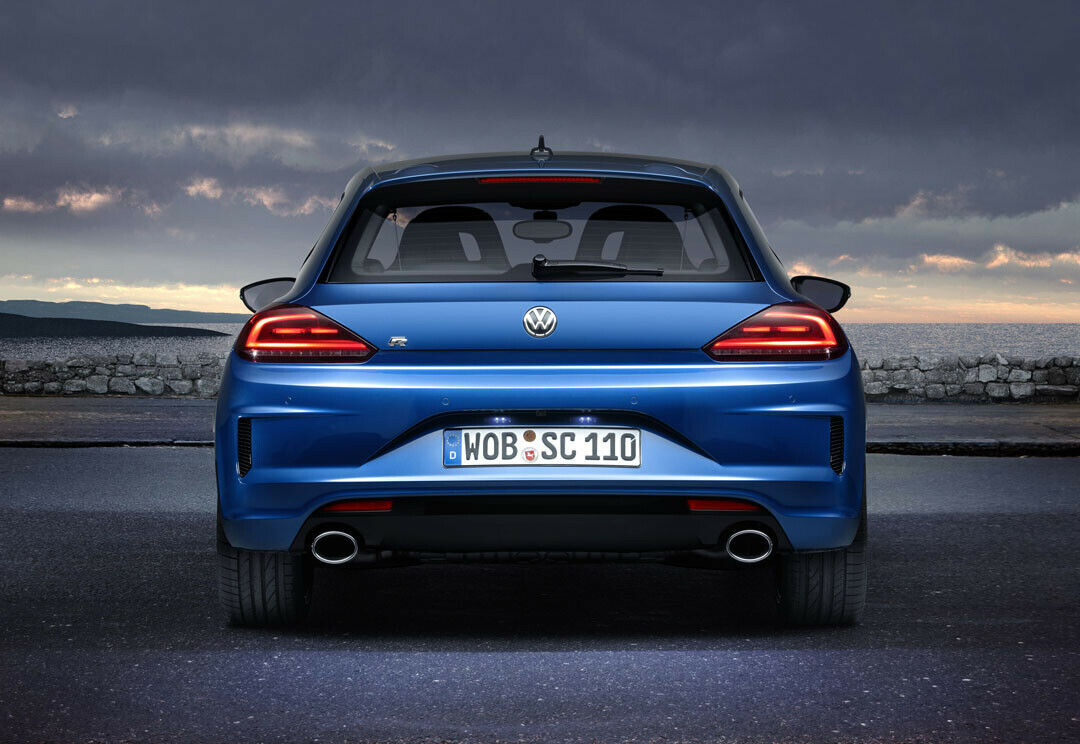 Scirocco-R-Heck mit Diffusor und zwei großen Endrohren