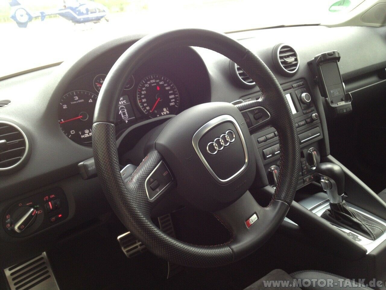 Facelift MuFu-Tasten und RS-3 Alu-Schaltwippen