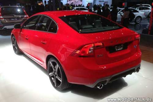 Volvo-s60-r-design-rear