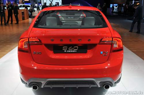 07-2014-volvo-s60-r-design-ny