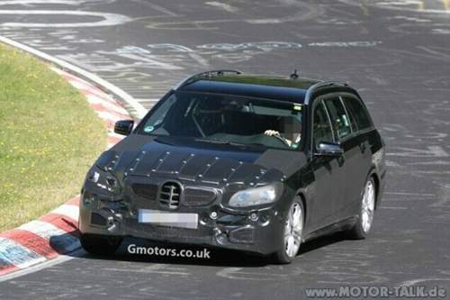 2013-mercedes-benz-e-class-estate-41-635x423
