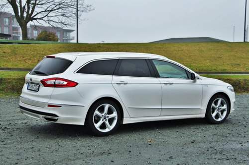 Ford Mondeo Mk4 Arktis-Weiss