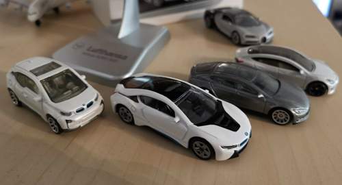 I3, i8