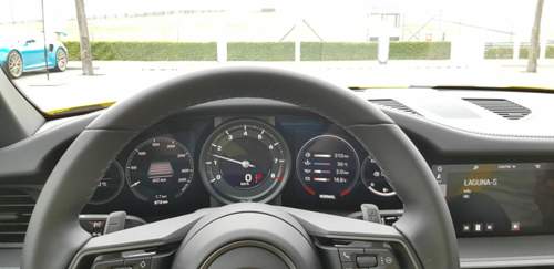 992