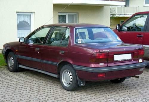 Mitsubishi-lancer-glxi-heck