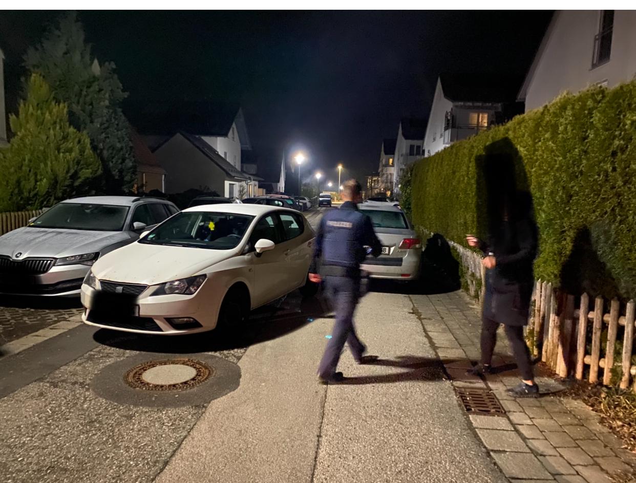Fahrerin vom anderen Auto behauptet Gegenteil von dem was war