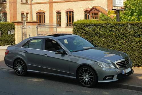 W212