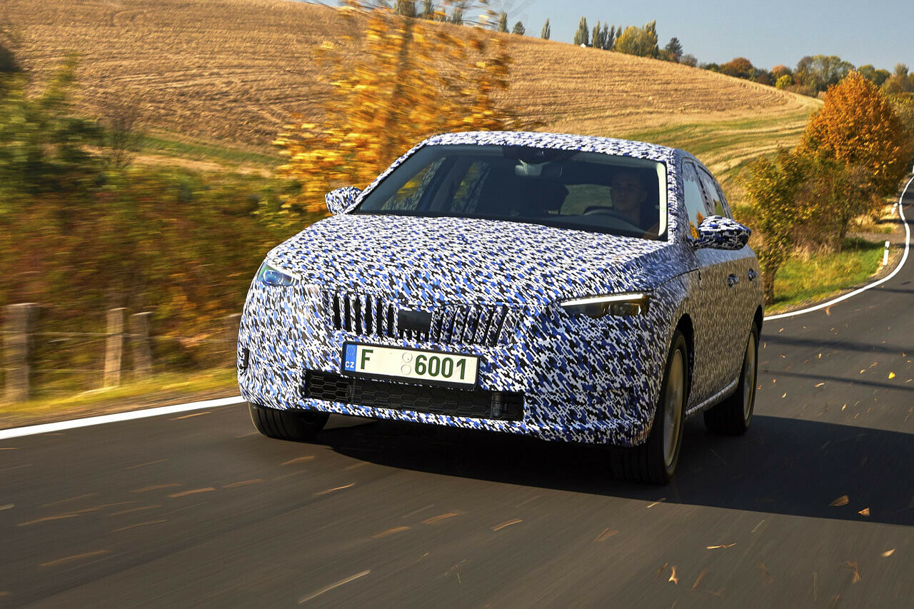 Der Skoda Scala beerbt 2019 den erfolgreichen Rapid. Eine Stufenhecklimousine wird es nicht mehr geben, zumindest nicht bei uns