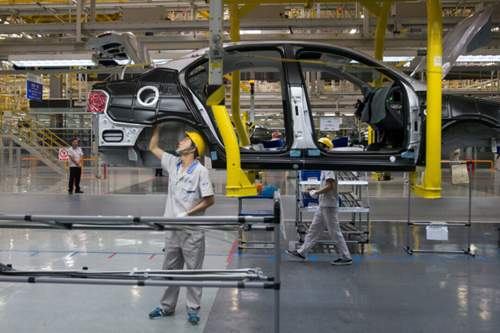 Seit 20 Jahre kooperiert Volkswagen mit dem chinesischen Partner FAW - hier das Werk in Chengdu