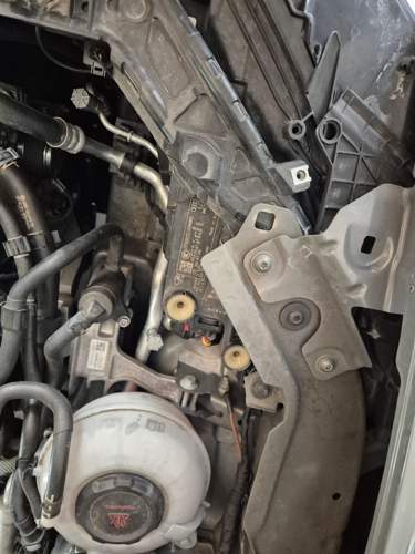 Motorraum2