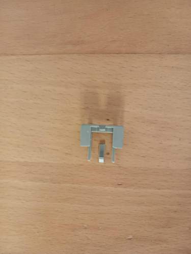 2025-07-gaspedal-stecker-einsatz