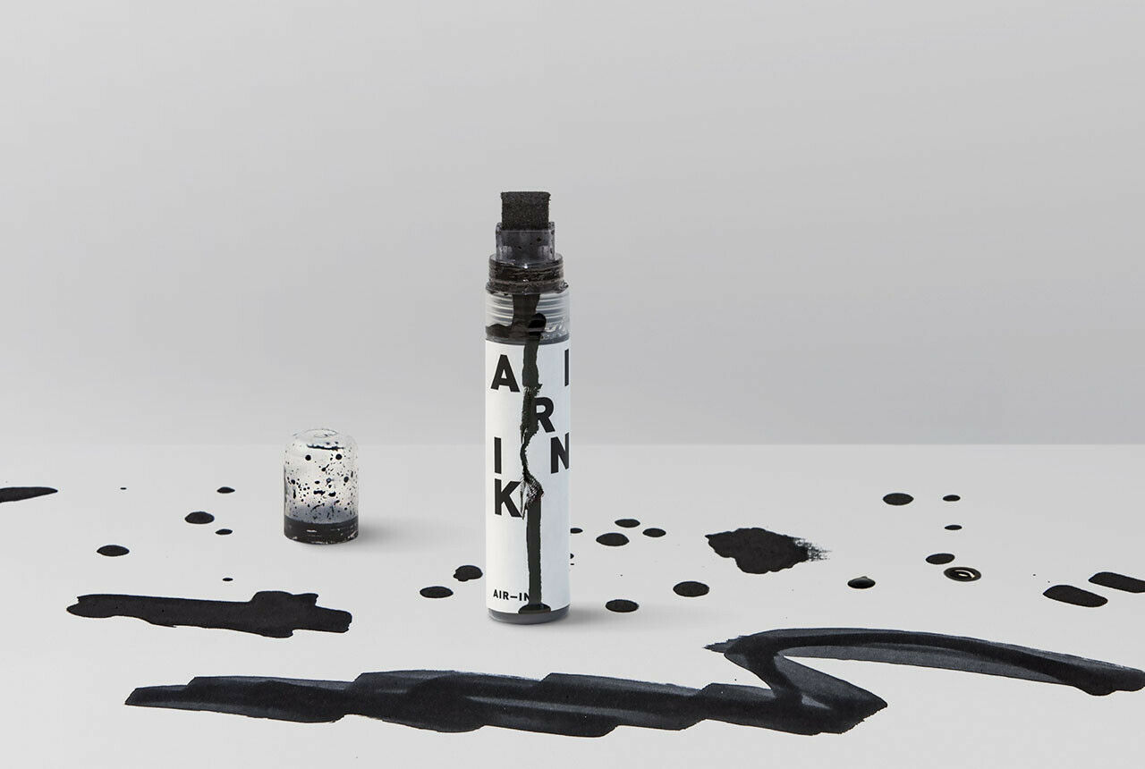 Air-Ink entsteht aus Rußpartikeln, die am Diesel-Auspuff gesammelt werden