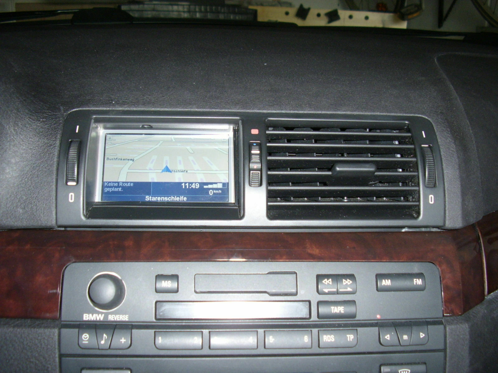 Festeinbau TomTom Navigation