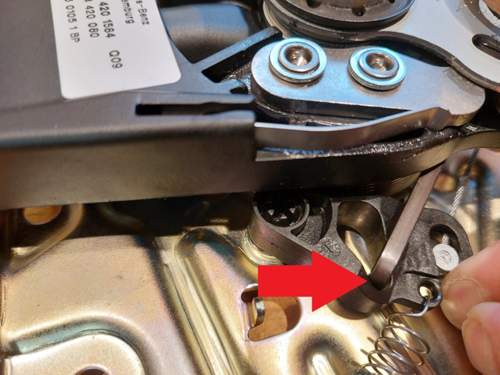 2 Spiralfeder Wiederstand beim Betätigen