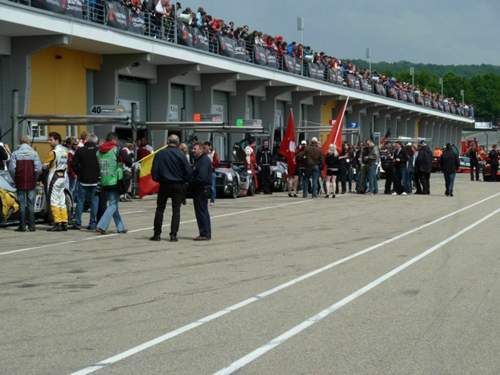 Boxengasse Sachsenring FIA GT1