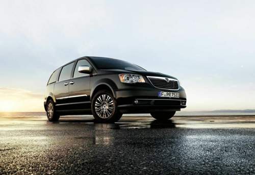 Lancia Voyager: Der US-Klassiker Voyager hat seine eigene Tradition und wurde zuletzt als Lancia verkauft.