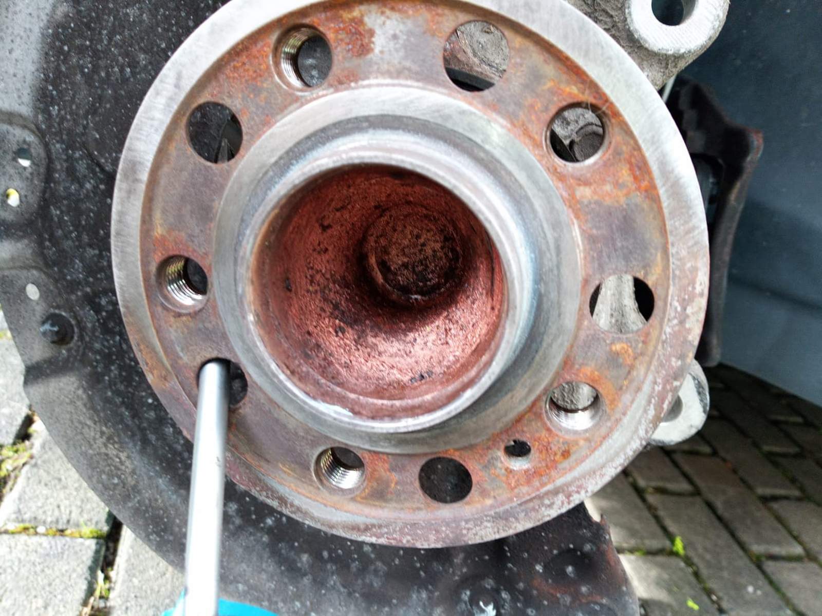 vibration lenkrad hoher geschwindigkeit Vibrierendes Lenkrad beim Bremsen