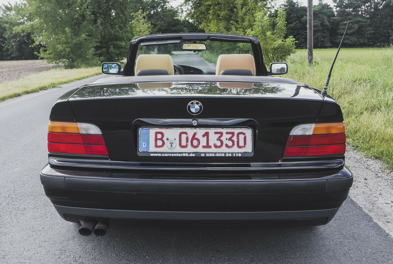 Zweiflutig, aber unauffällig: Viele 3er der Baureihe E36 fahren Ofenrohre als Auspuff spazieren