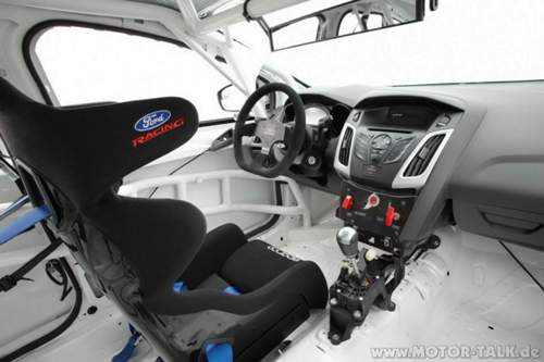 2013-ford-focus-st-r-racing-debut-at-daytona-grand-am-200-14