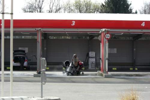 Fahrzeugpflege-einmal-anders-2