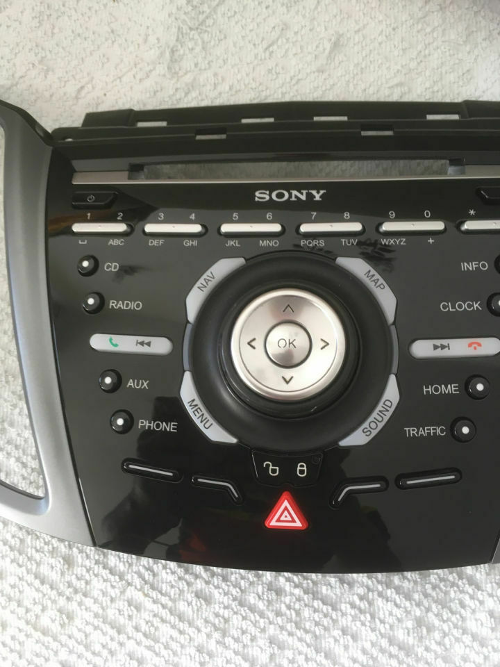 Ford C-Max Titanium 2012 Navi - Nachrüstung