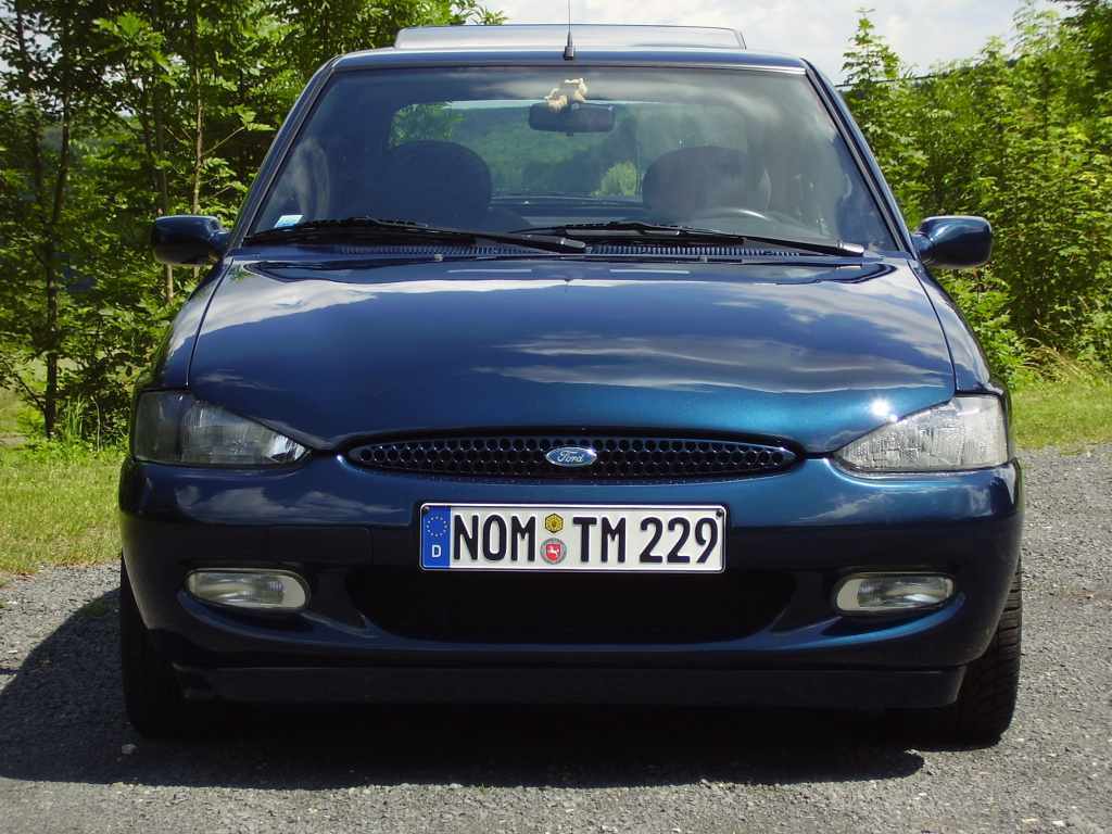 Ford Escort 95 (Bj.96) 1.6 Ghia CTX Test