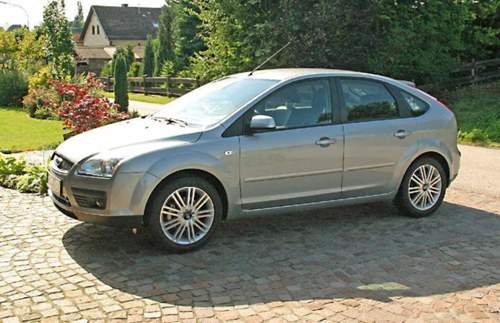 Focus-aussen-vorne-links