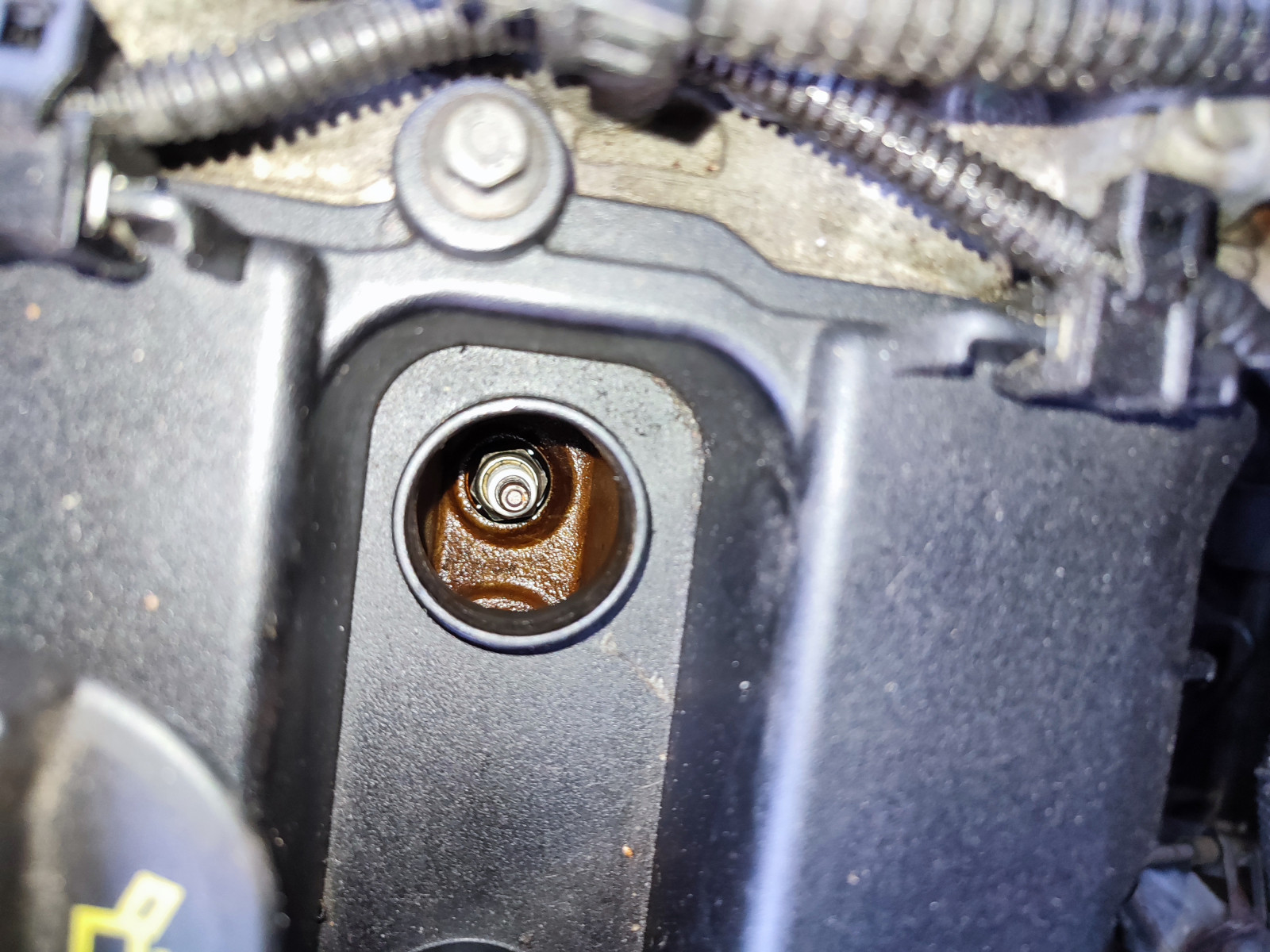 Ford Focus Turnier mk2 ruckelt bei bestimmten Drehzahlen + Motorleuchte ist an (Fehler 060 & 156)
