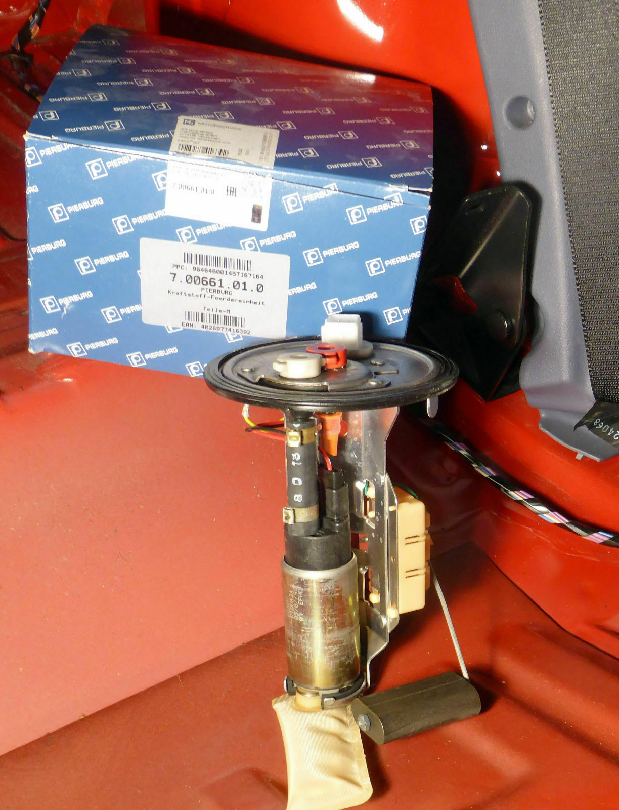 Ford Ka 1 - Kraftstoffpumpe / Ersatz