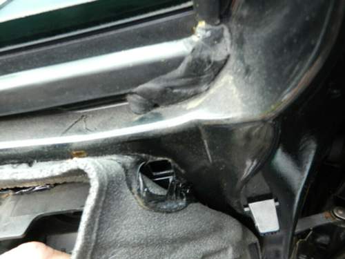 Ford-mondeo-mk3-tuer-hinten-links-wasser2