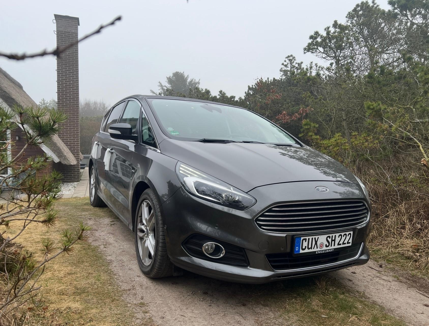 Ford S-Max 2 (WA6) 2.0 TDCi von ScooterFreak