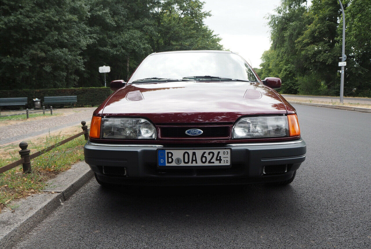 Vor 30 Jahren war der Ford Sierra vor allem ein Gebrauchsfahrzeug, gepflegte und gehegte Exemplare überlebten nur einige Wenige