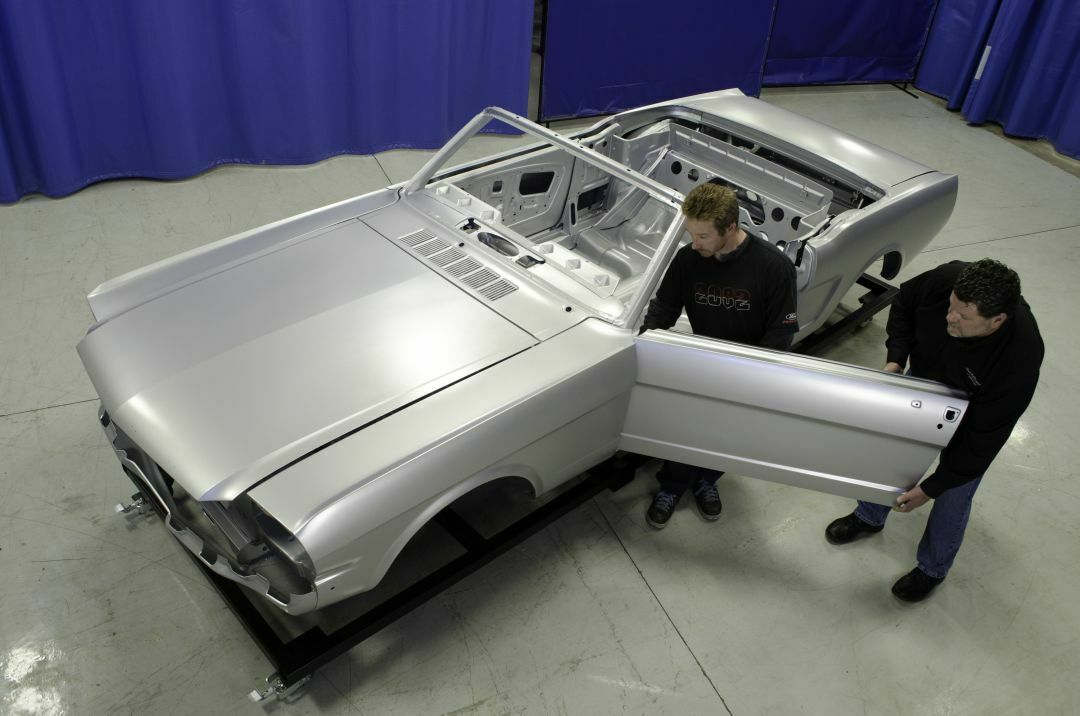 Neukarosse für 65er Ford Mustang