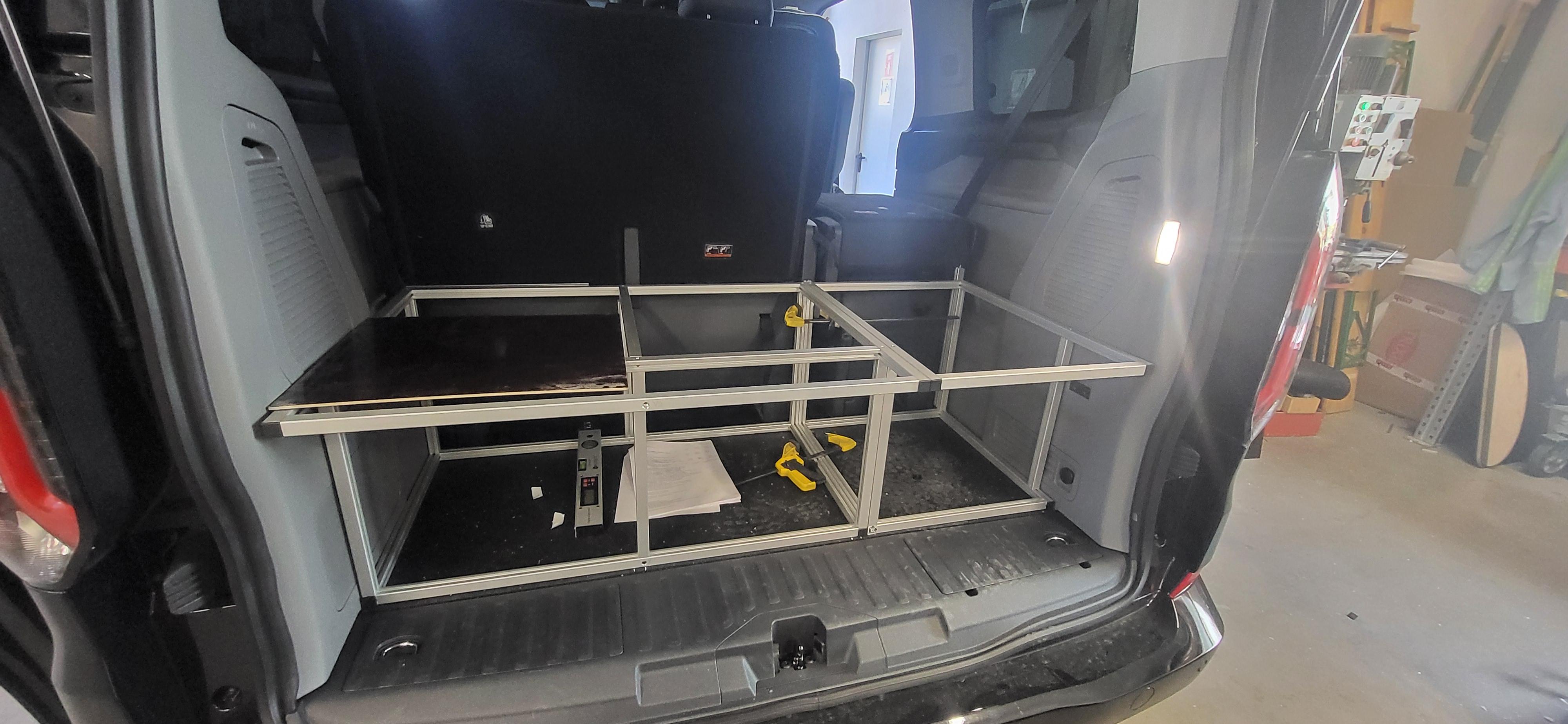 Ford Tourneo / Transit Custom - Hundebox