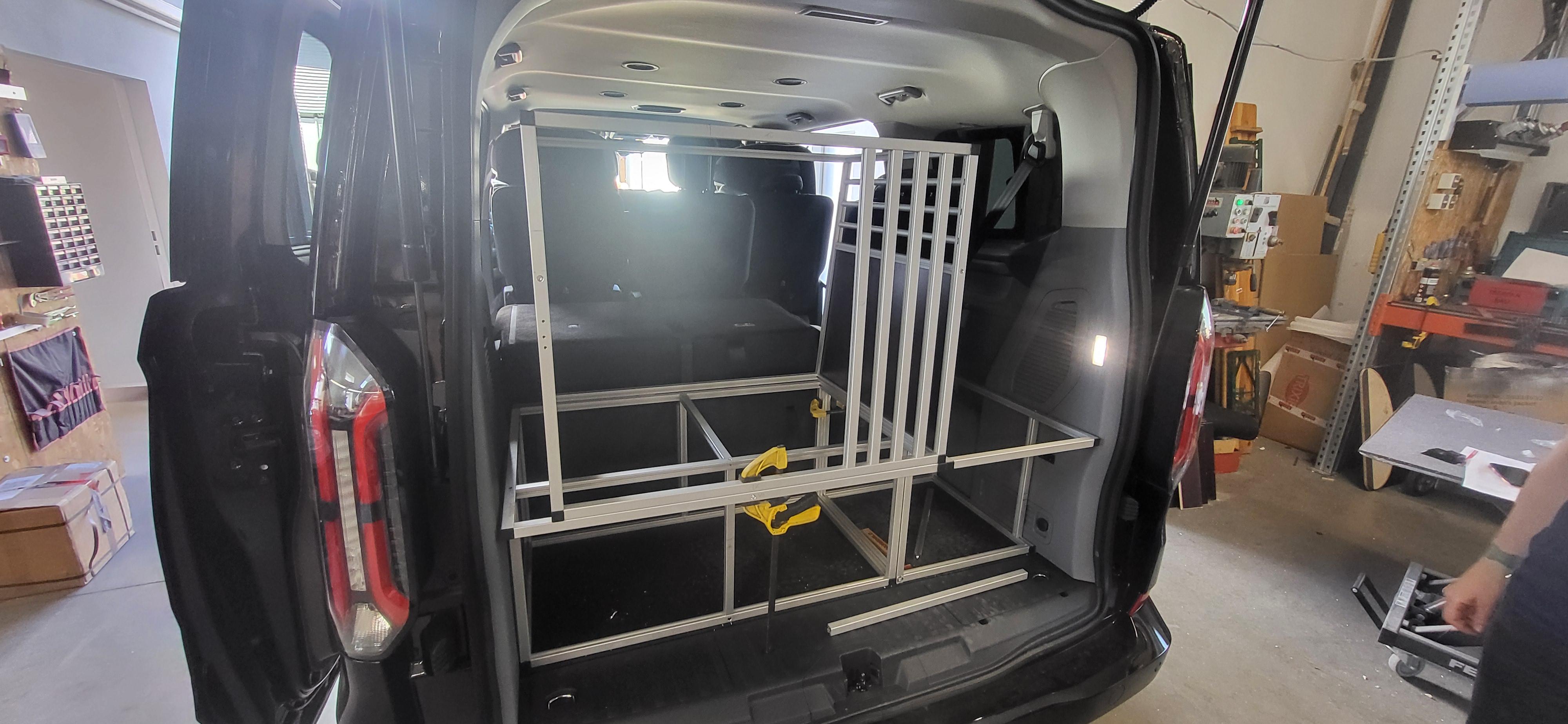 Ford Tourneo / Transit Custom - Hundebox