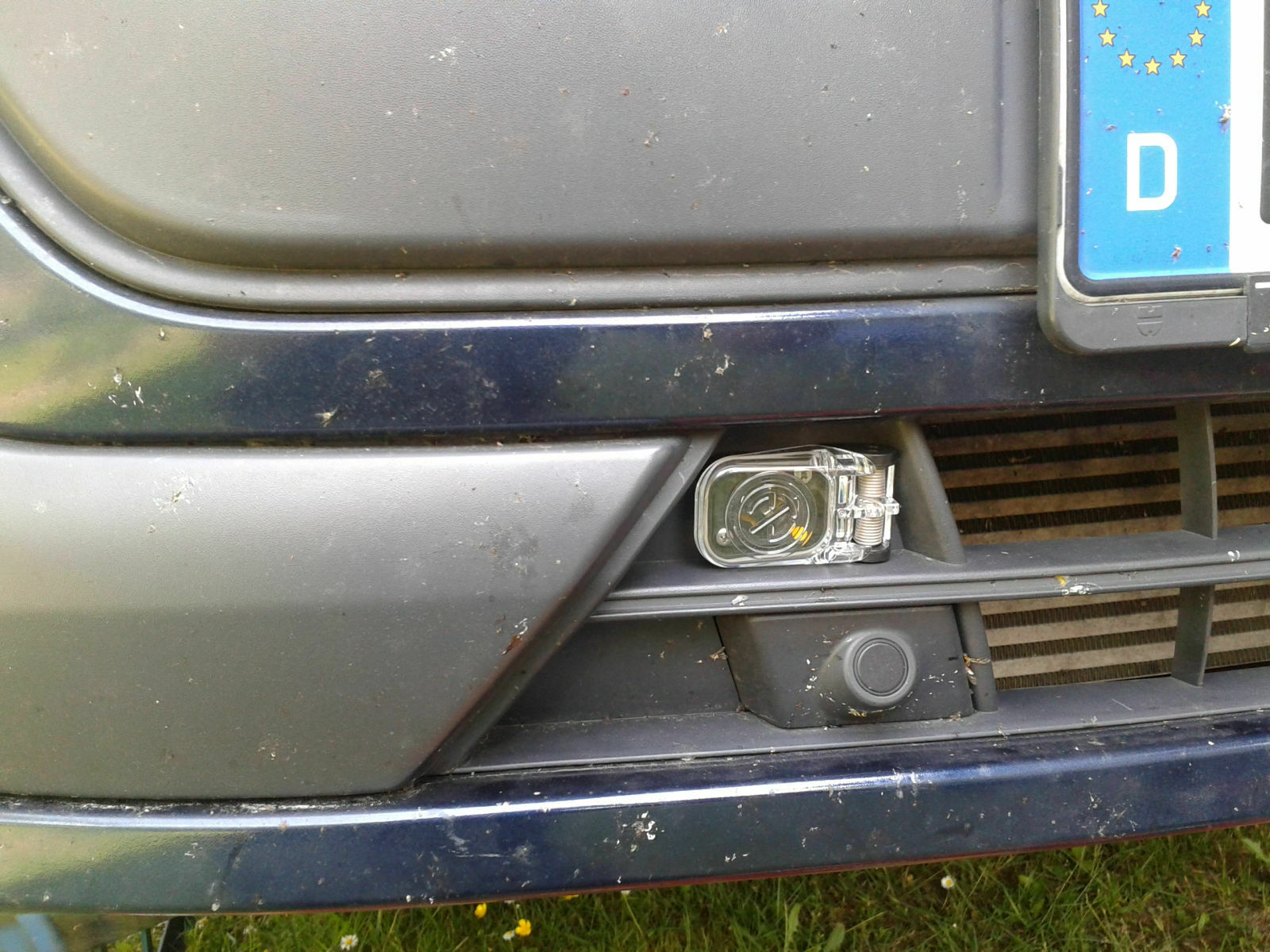 Ford Transit bzw. Tourneo Custom - 12V-Lade- bzw.Netzgerät und 230V-Anschluß fest einbauen