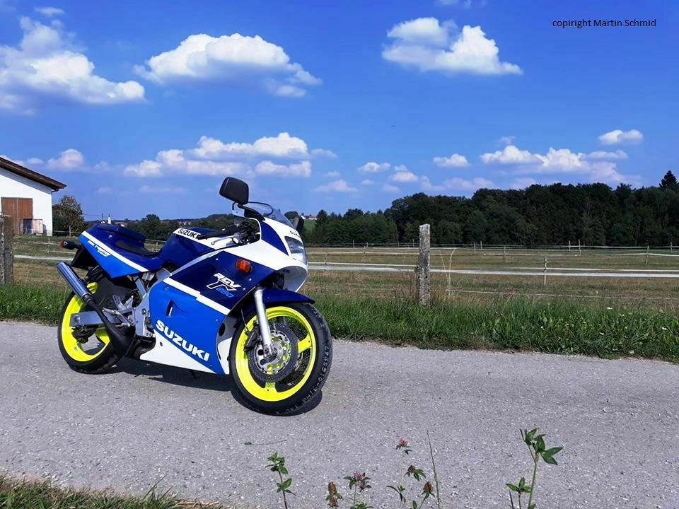 Carter De Moteur Pour Suzuki RGV 250 VJ21 - Référence Moteur J205, Occasion