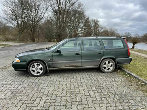 2100d11c-bec7-4c21-a831-32fb9f32f81a