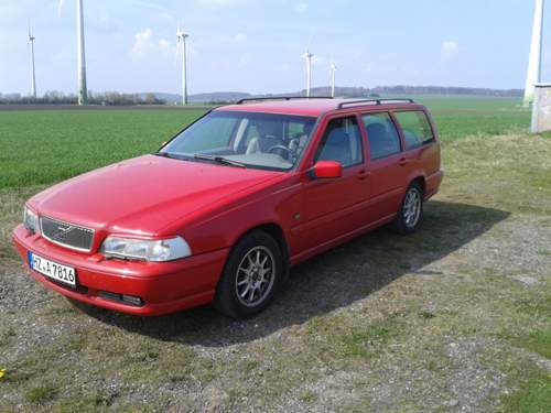 Volvo-v70