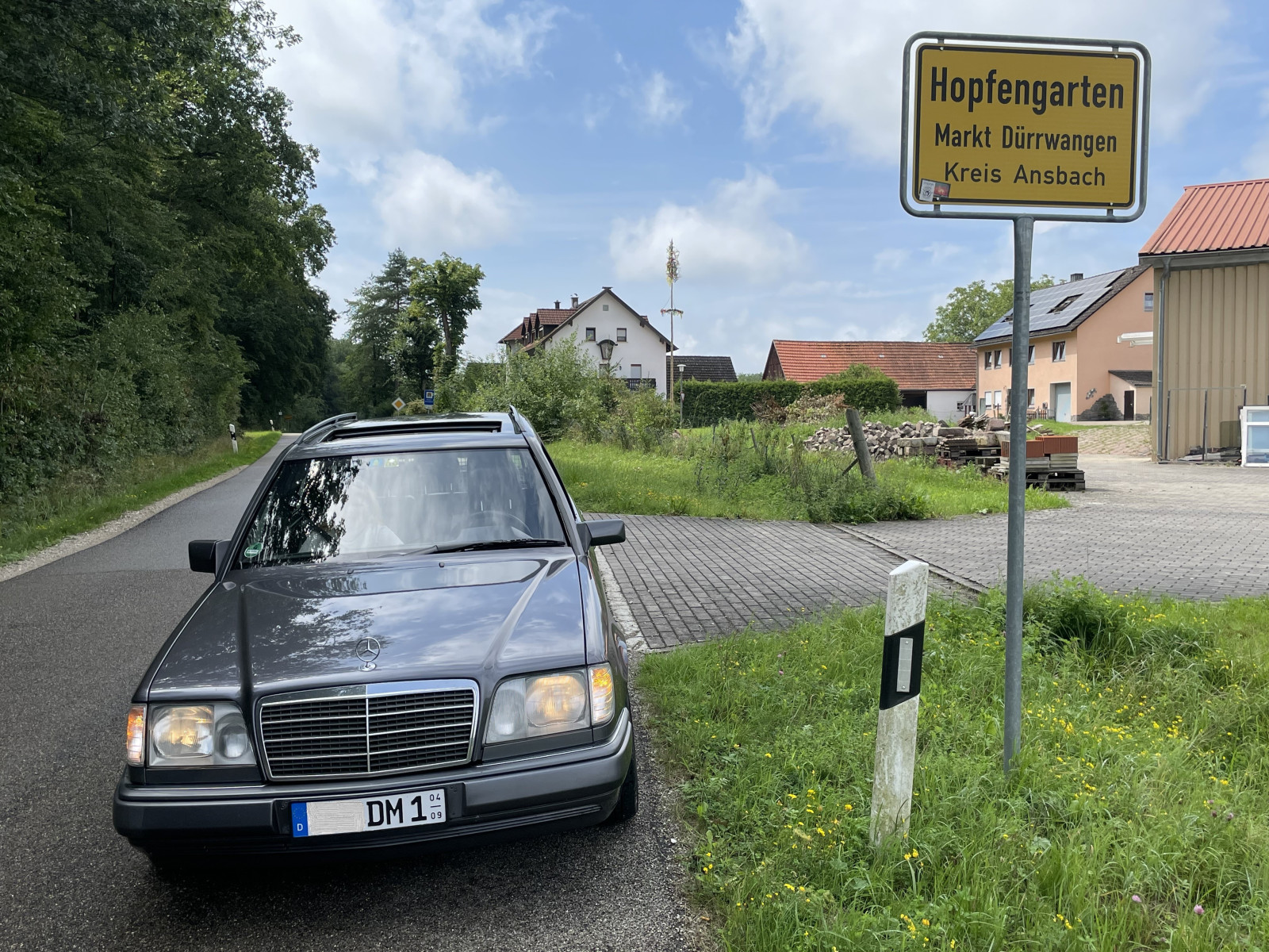Foto mattschwarzer W124 gesucht